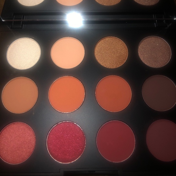 NIB MAC 🎨 ART LIBRARY- FLAME BOYANT - Picture 4 of 5